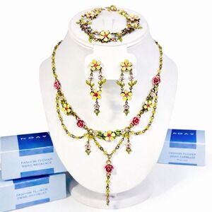 VTG Avon Fashion Flower Swag Jewelry Set Necklace Bracelet Earrings Enamel Bling